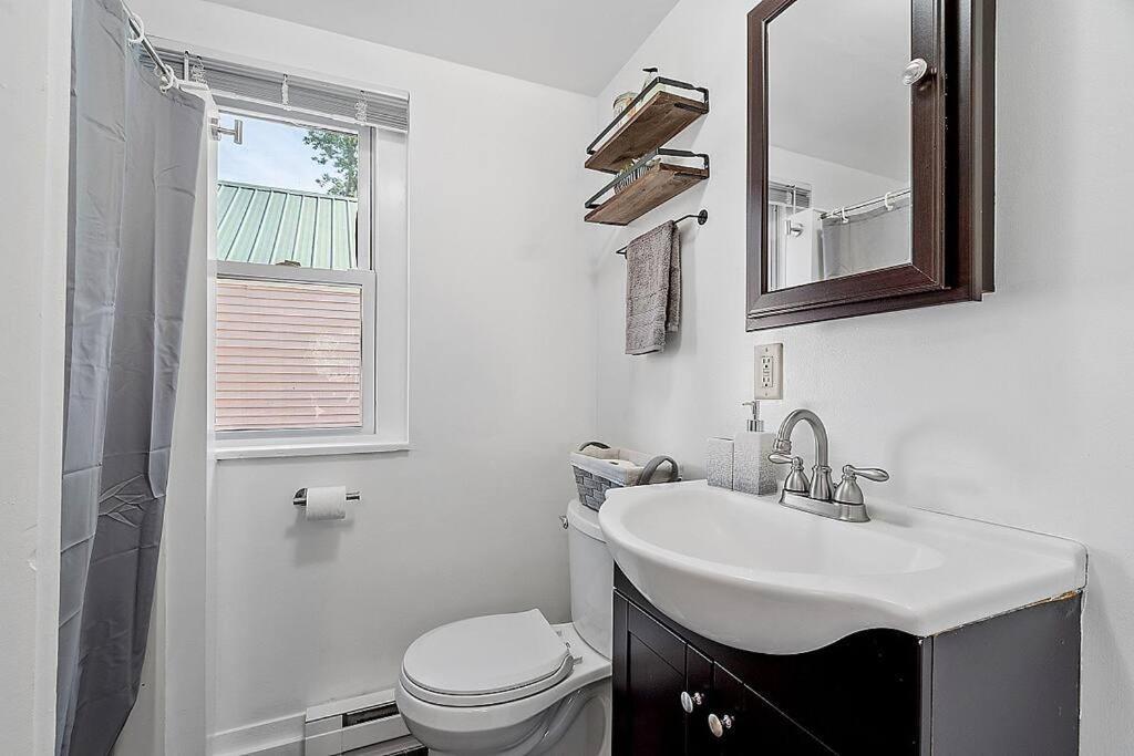 New!! Lovely Unit W/ Private Hot Tub And Patio! Laconia Εξωτερικό φωτογραφία