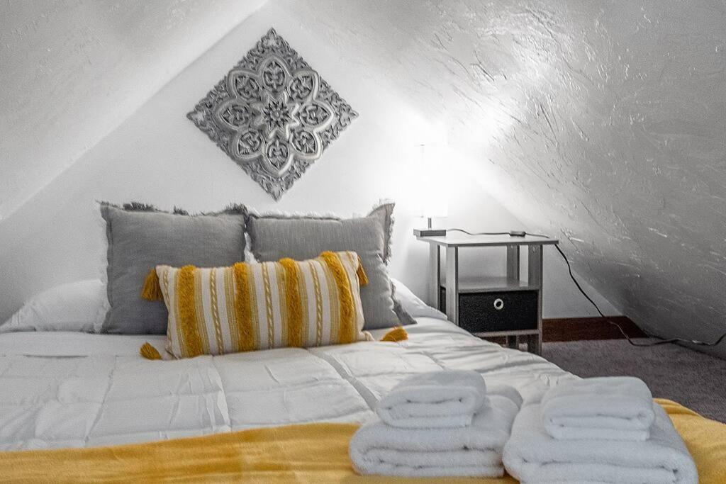 New!! Lovely Unit W/ Private Hot Tub And Patio! Laconia Εξωτερικό φωτογραφία